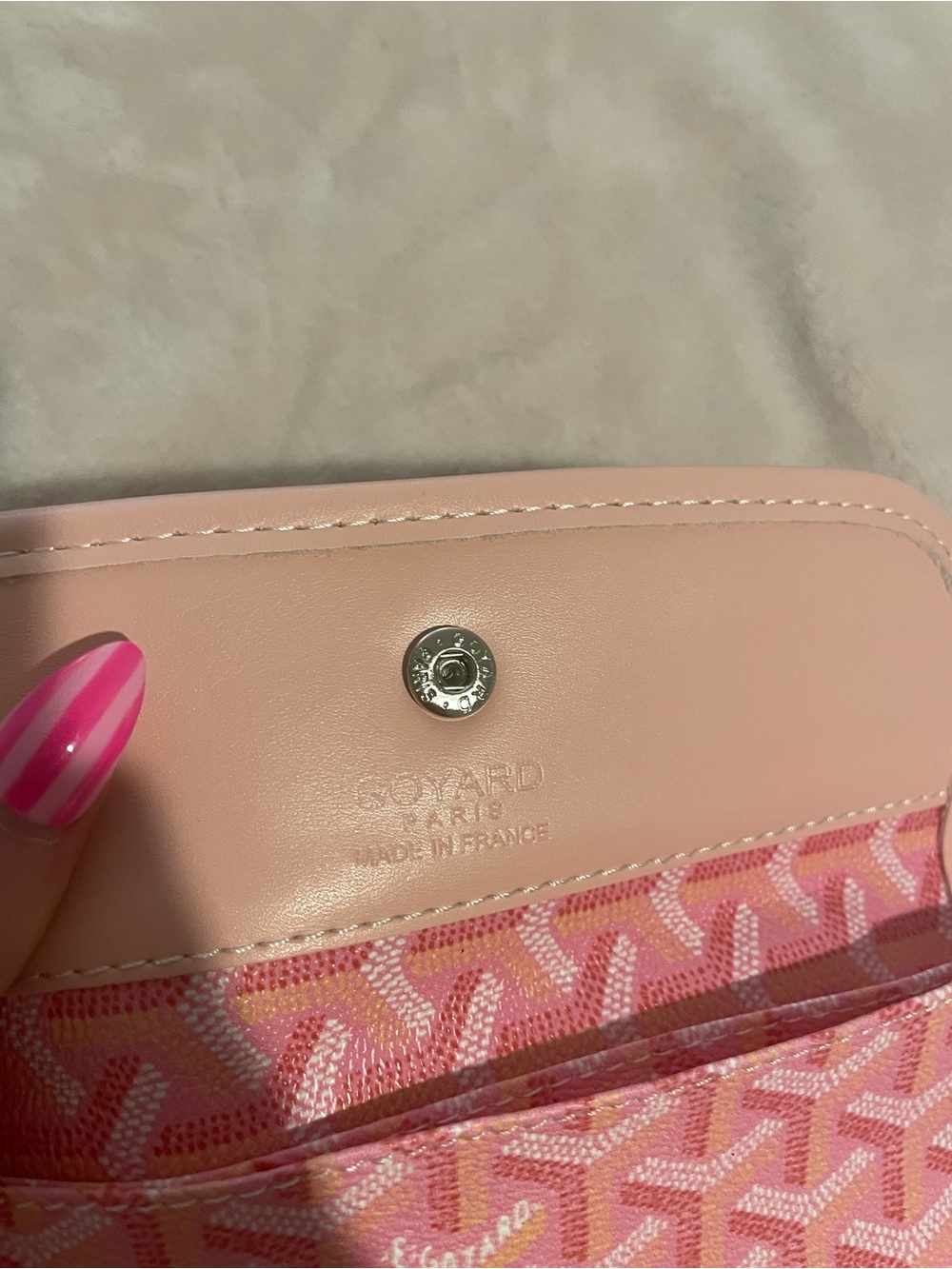 Goyard Pink Patterned Snap Wallet - Picture 3 of 5